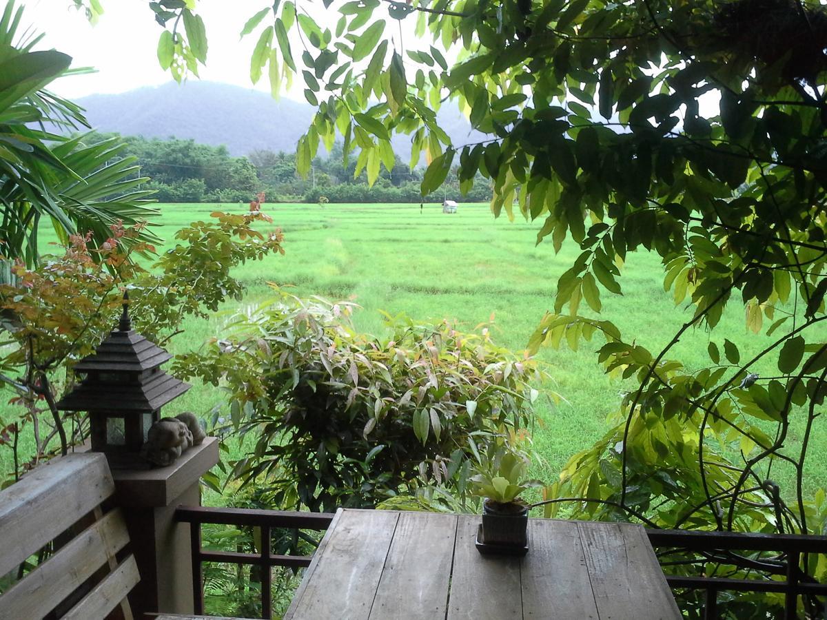 Jamjuree Garden Bed and Breakfast Ban Thung Ma Nieo Εξωτερικό φωτογραφία