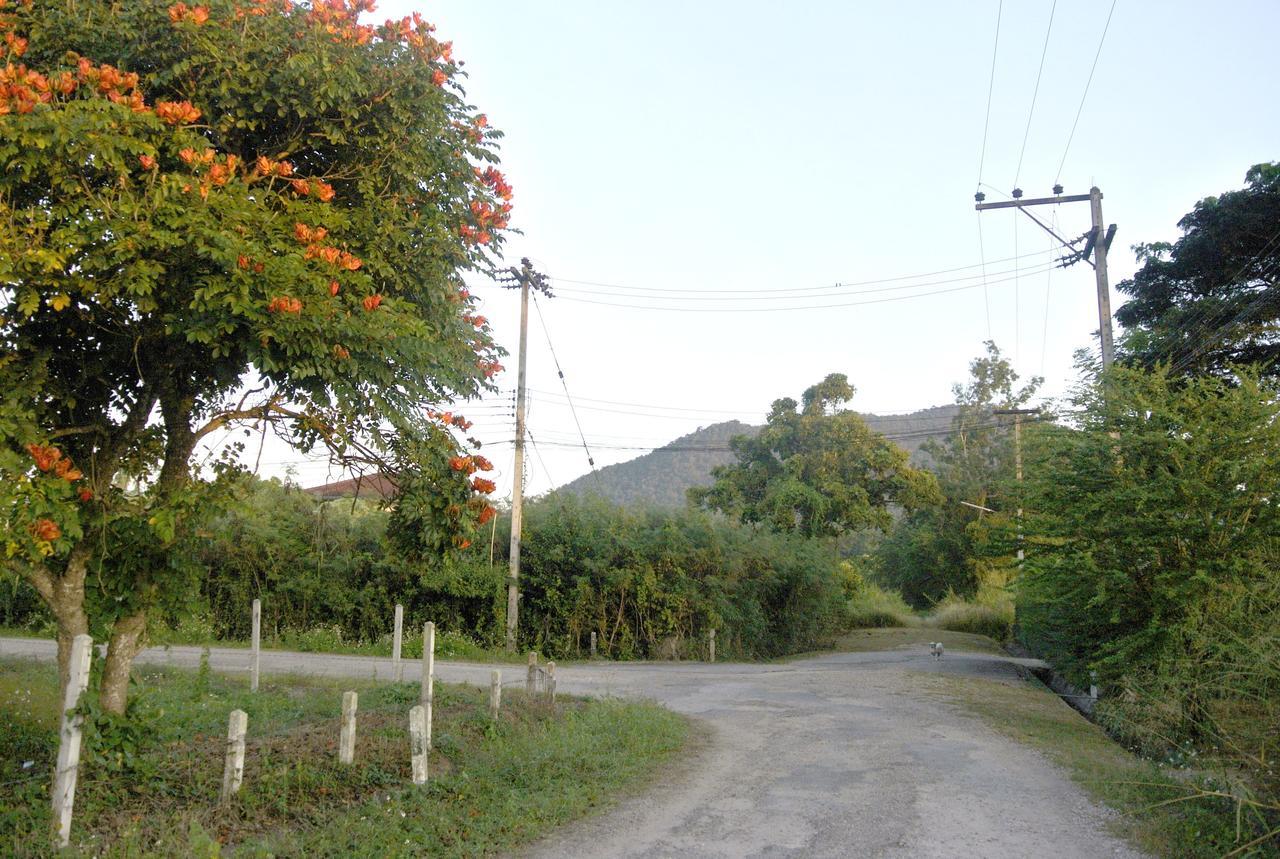 Jamjuree Garden Bed and Breakfast Ban Thung Ma Nieo Εξωτερικό φωτογραφία